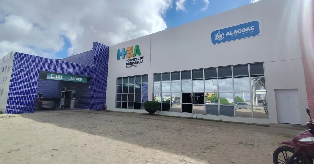 Homem é espancado e esfaqueado por populares após apalpar bunda de criança em Arapiraca