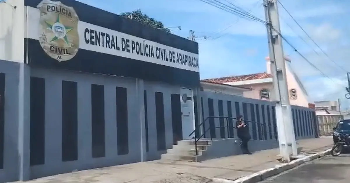 Homem é preso após descumprir medida protetiva e tentar invadir casa da mãe em Arapiraca