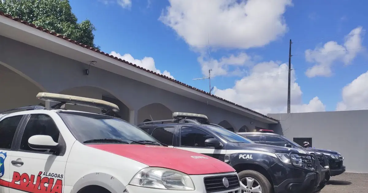 Briga por cadeira termina em agressão entre alunos de Direito em Arapiraca