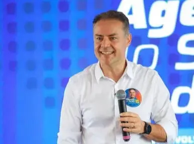 Renan Filho lidera na Quaest e debates impulsionam campanha
