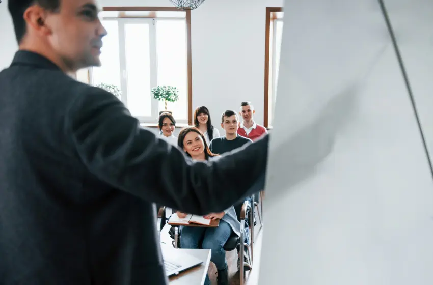 Capacitação orienta MEIs sobre como vender para o poder público; saiba como participar