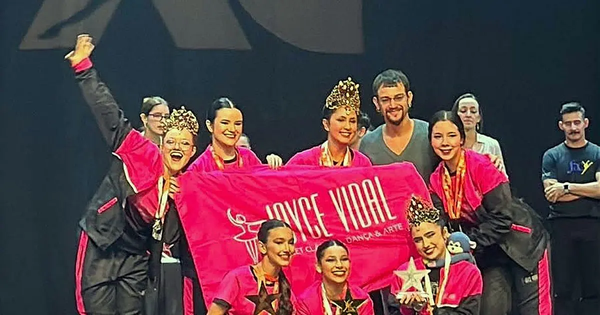Arapiraca conquista 13 premiações com Ballet Joyce Vidal em Campina Grande